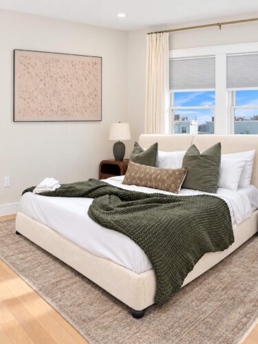 East Boston Rooftop Retreat
